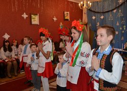 В Україні з краю в край ходить Святий Миколай…